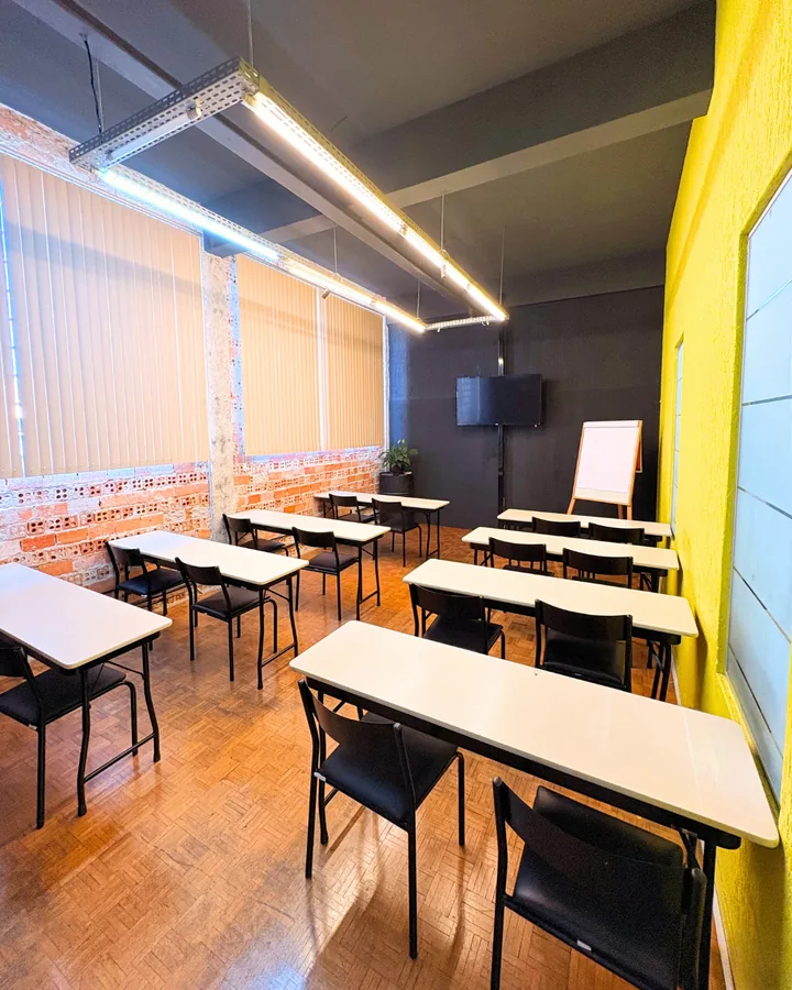 Sala de reunião para grupos pequenos e médios