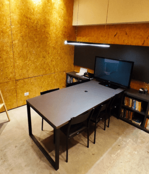 Sala de reunião em Curitiba para 6 pessoas na Aldeia Coworking